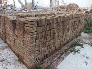 Ladrillos macizos antiguos 