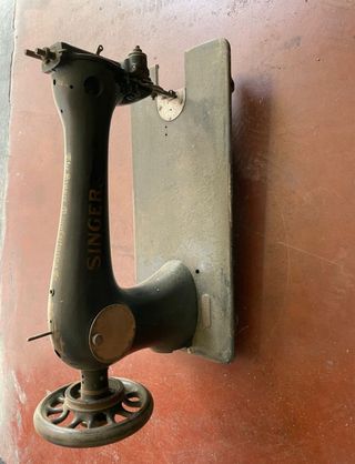 Maquina de coser singer