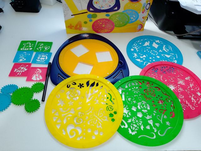 3 x 2 Juego dibuja MANDALAS Rik Rok