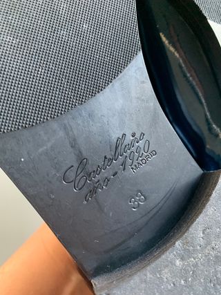 Mocasín de charol azul, de Castellano, talla 38