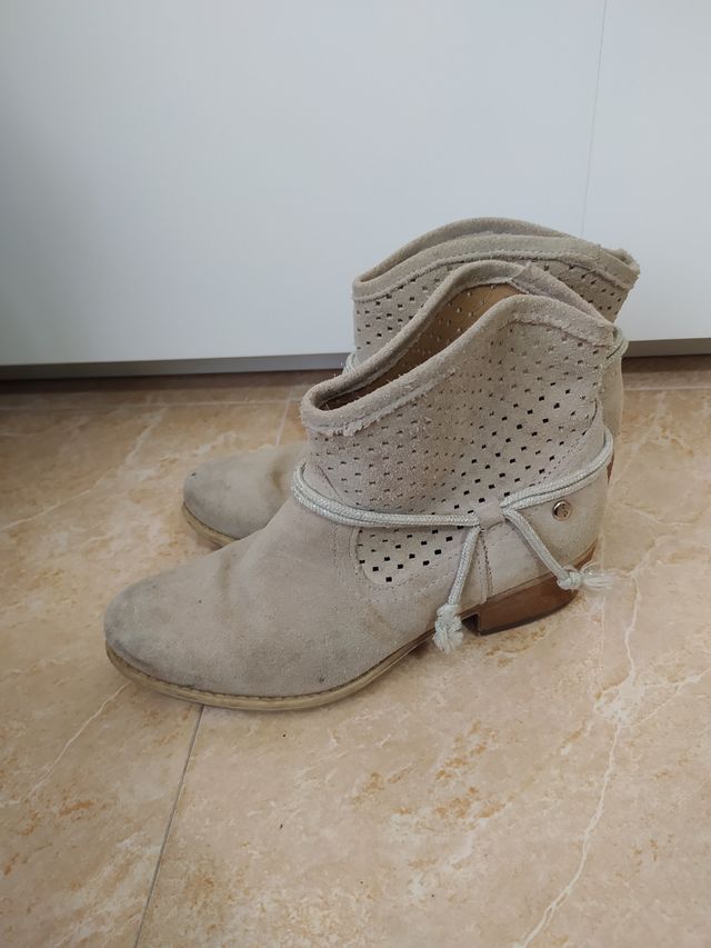 Botins beige clar