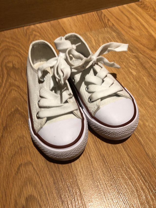 Zapatillas de loneta blancas 26