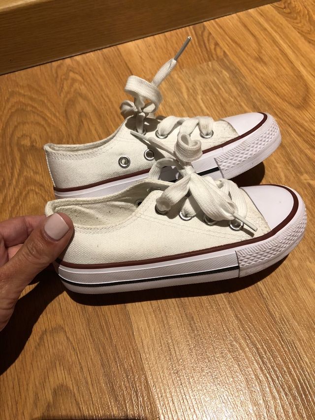 Zapatillas de loneta blancas 26