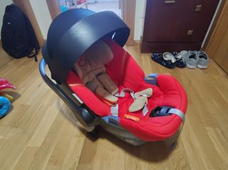 Silla de coche Cybex Aton 5 0+ con base Isofix