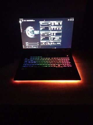 Portátil Asus ROG Gaming.