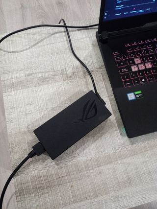 Portátil Asus ROG Gaming.