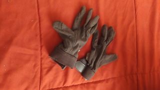 Varios, casco, botas, chaleco, guantes