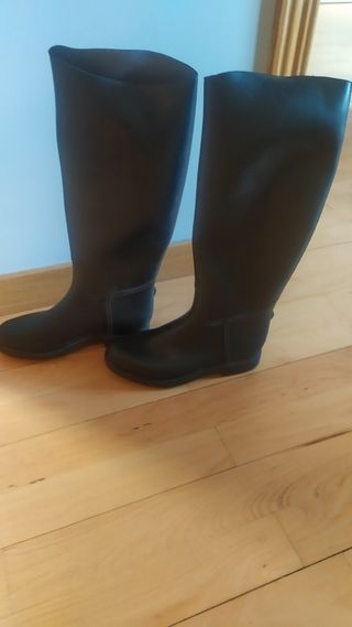 Varios, casco, botas, chaleco, guantes