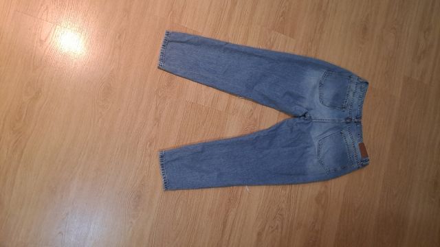 Pantalones vaqueros rotos