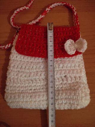 Bolsos a ganchillo, medidas en fotos 