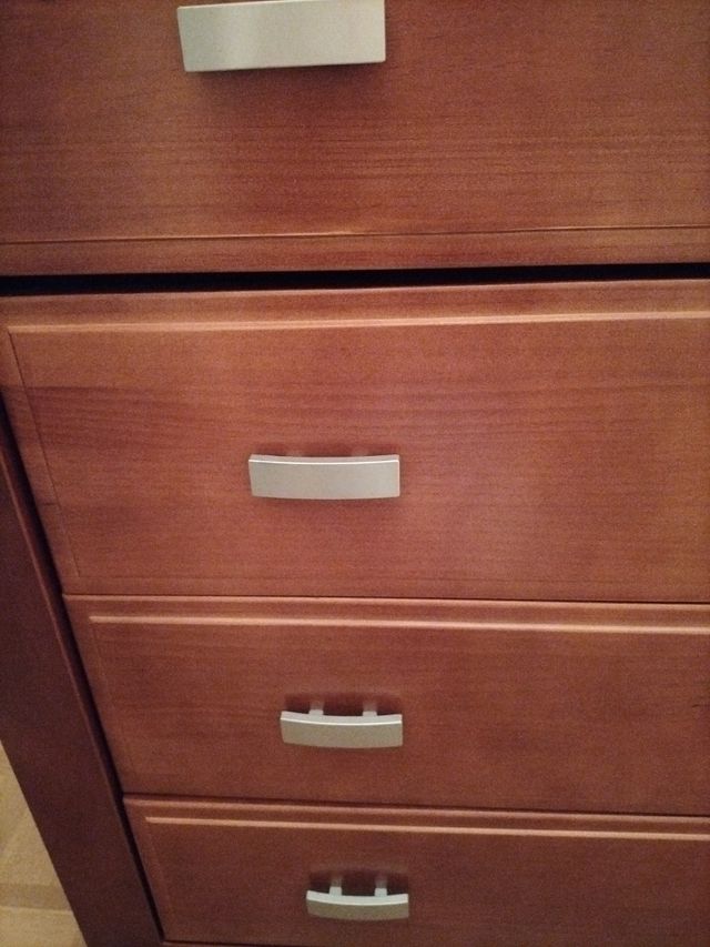 CÓMODA URGE POR MUDANZA.