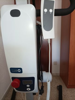 Gru elettrica per sollevamento e trasporto con imbracatura