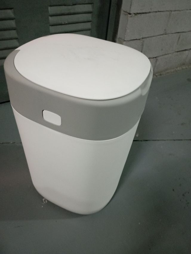 Contenedor Tommee tippee