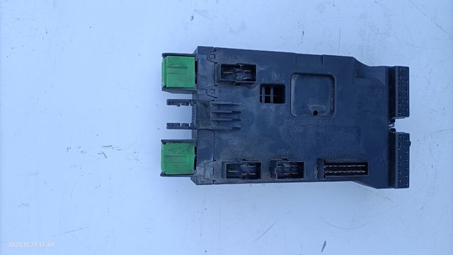 Caja de fusibles  Mercedes  clase V