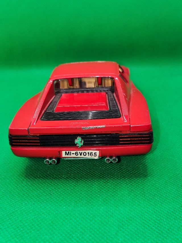 Ferrari Testarossa Burago Anno 1984 Scala 1:24