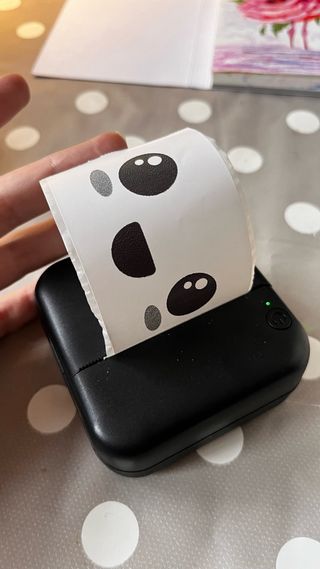 Mini impresora térmica portátil.