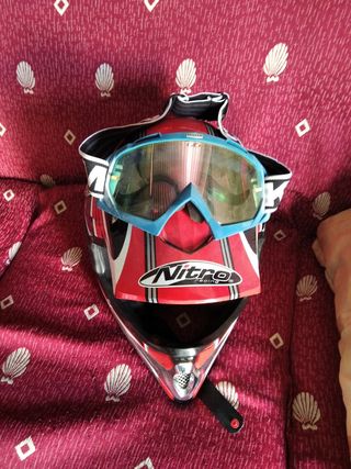 Se vende caso y gafas