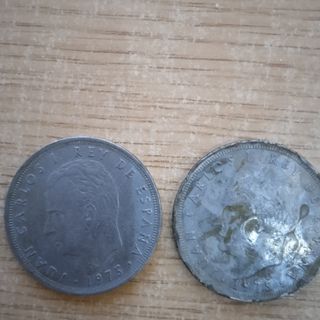 Monedas de 25 pesetas del año 1975