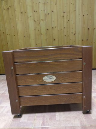 MACETA MADERA  TIPO TEKA