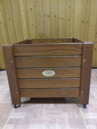 MACETA MADERA  TIPO TEKA