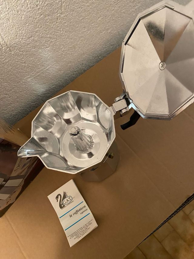 Caffettiera 6 tazze nuova