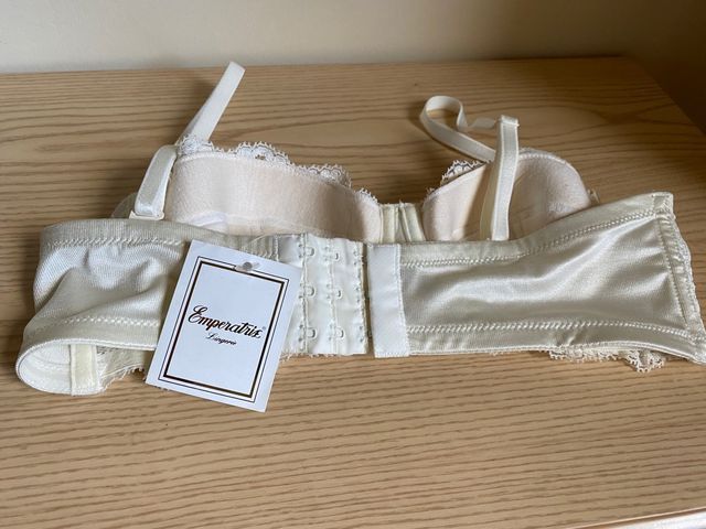 Sujetador Emperatriz SIN ESTRENAR