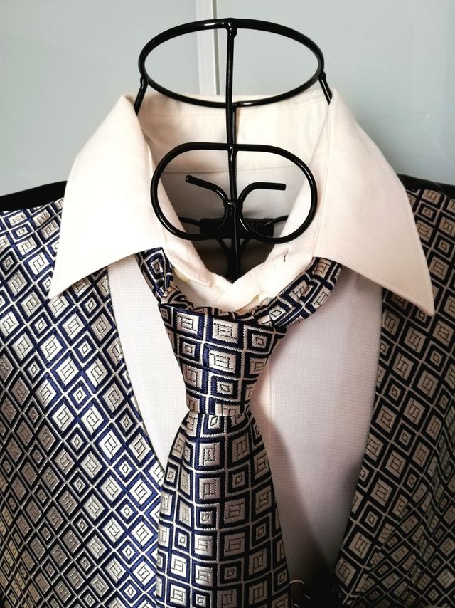 Chaleco y corbata boda