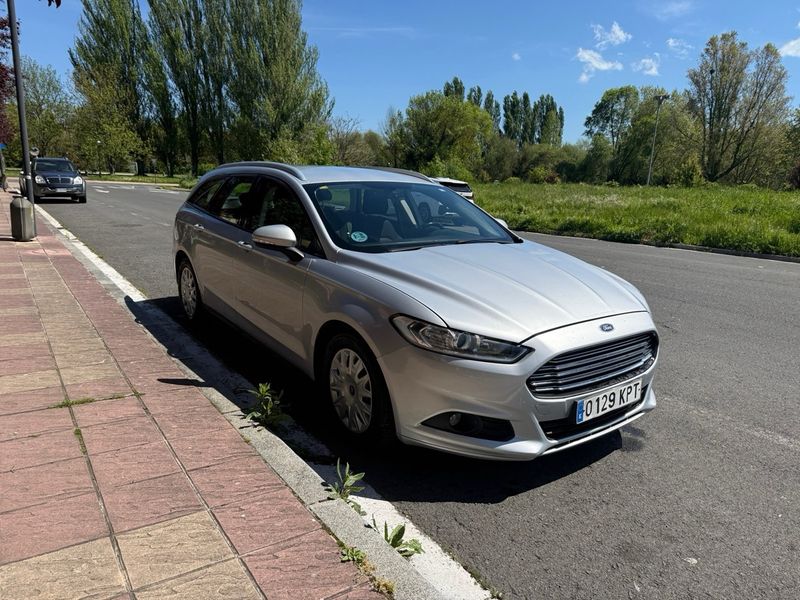 Ford Mondeo 2015 2.0 diesel - foto 1