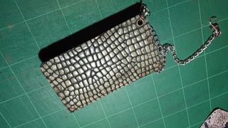 Cartera biker con cadena