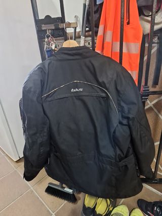 Chaqueta 3/4 moto marca BKS hombre 