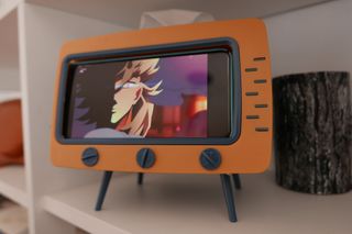 Soporte para móvil TV RETRO