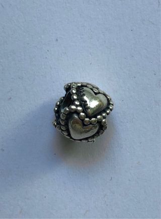 Charm Pandora plata corazones