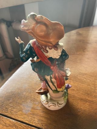 Figurina antica in ceramica