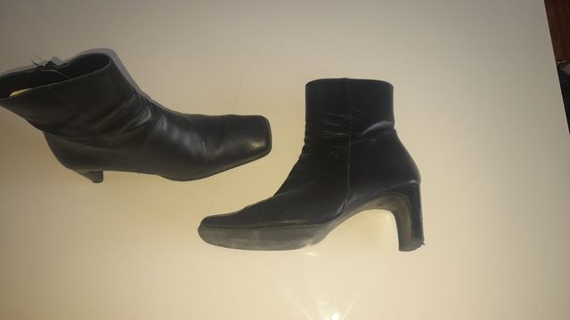 Preciosos botines de piel