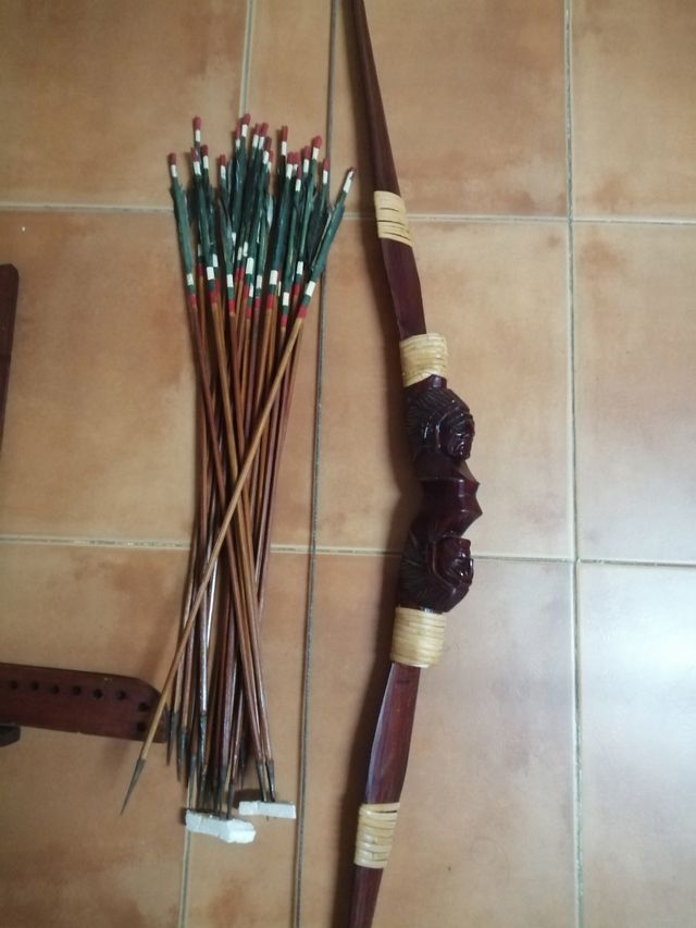 Arco y flechas (decoración)