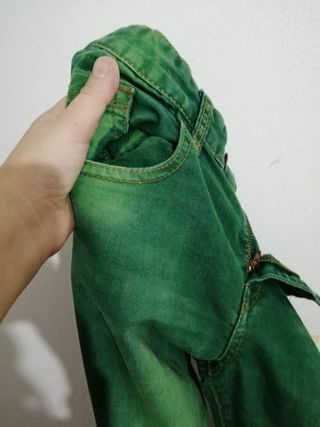 calças de ganga verde 11 /12 anos Zara