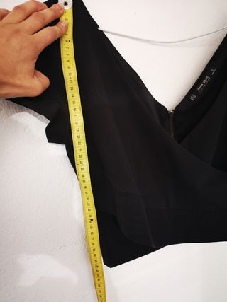 Top cruzado Zara