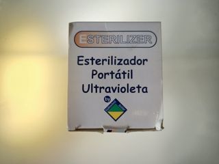 Esterilizador chupetes ultravioleta