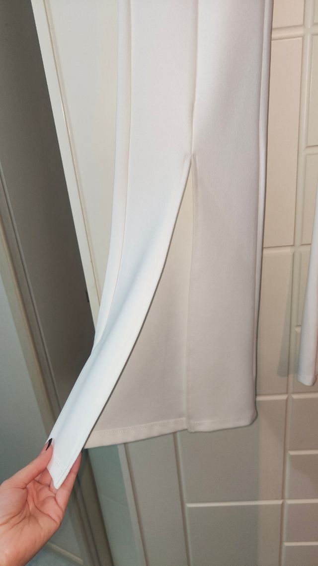 Pantaloni gamba ampia