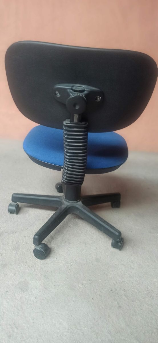 Silla estudio como nueva