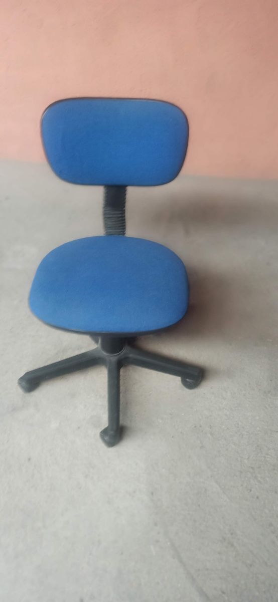 Silla estudio como nueva