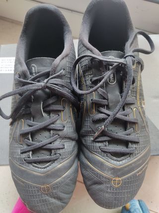Botas futbol césped artificial Nike talla 36,5
