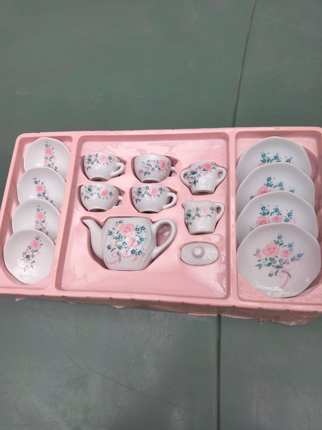 Juego de te de muñecas antiguo