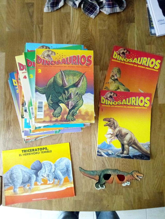 Colección fascículos dinosaurios