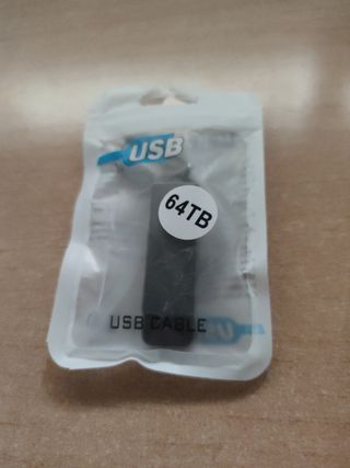 Pendrive de 64 TB