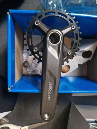 Pedaleira Shimano Deore FC-M5100-1