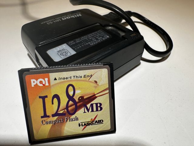 nikon coolpix 4300 4Mp