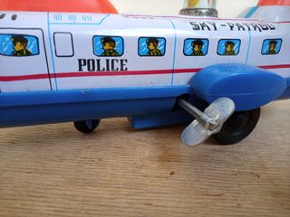 Helicóptero cuerda antiguo