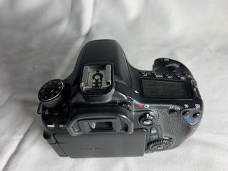 Cámara Canon Eos 70D más objetivos y baterias