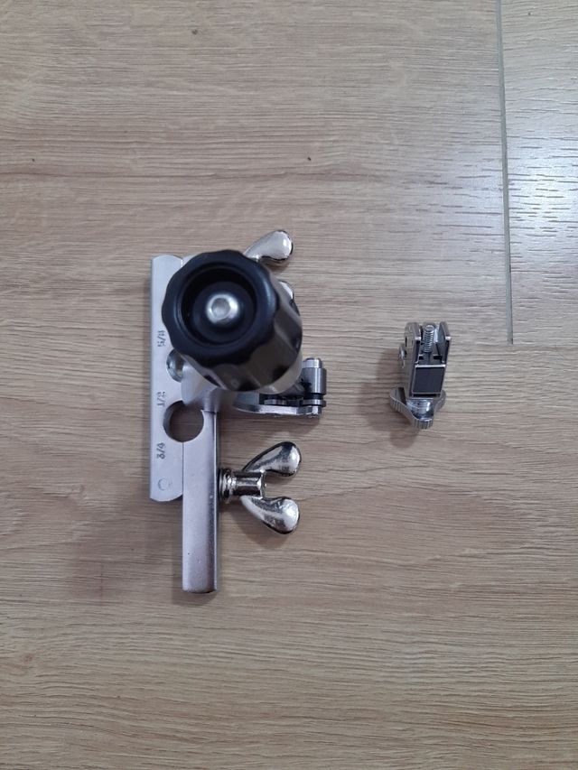 Cortatubos grande y pequeño Nuevos con prensa.